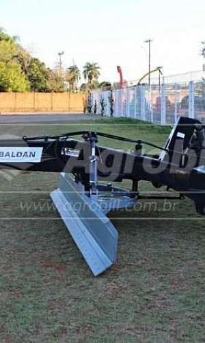 Plaina dianteira para trator Plaina dianteira para trator